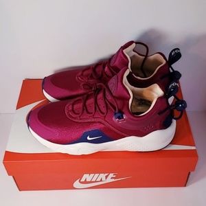 Nike Air Huarache City Move Women's Size 7.5